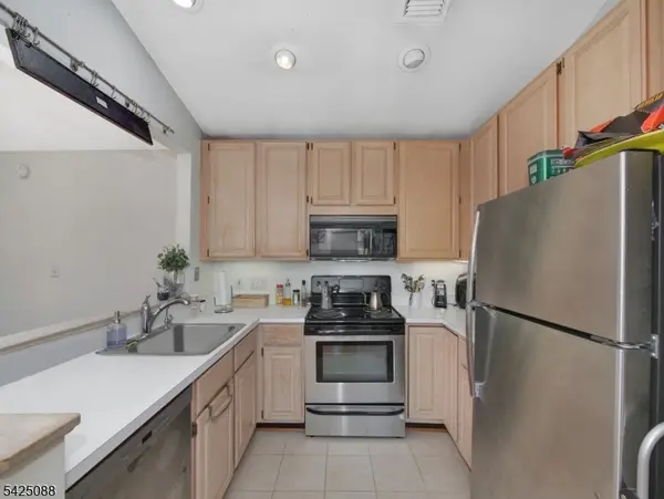 9 Teal Lane Ondo, Bedminster Twp., NJ 07921