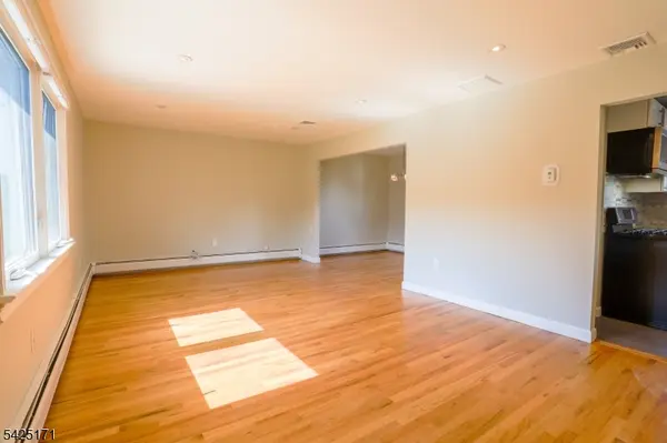 210 Walnut St #left, Garwood Boro, NJ 07027