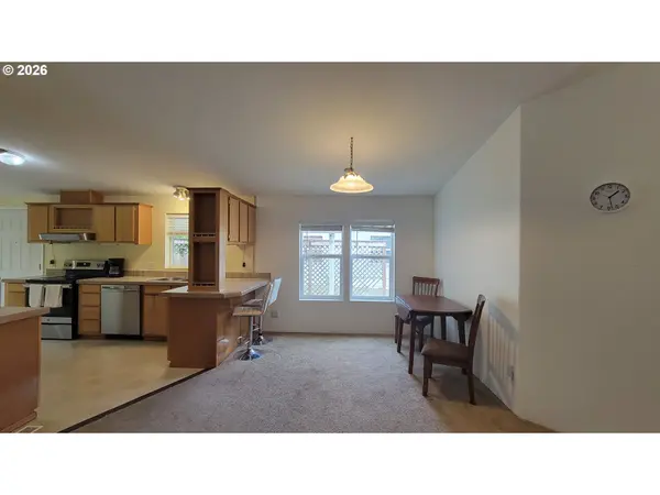 540 SHOREPINES CT, Coos Bay, OR 97420