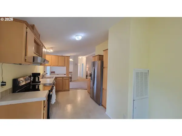 540 SHOREPINES CT, Coos Bay, OR 97420