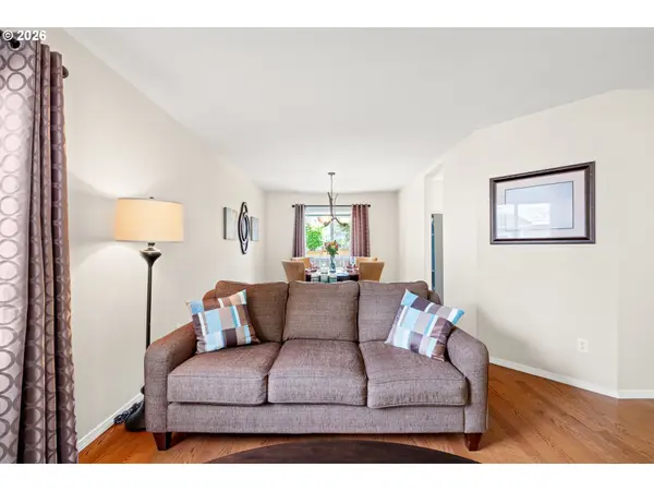 2020 NE 51ST AVE, Hillsboro, OR 97124