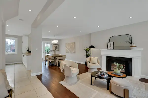 320 Melrose AVE, Toronto C04, ON M5M 1Z4