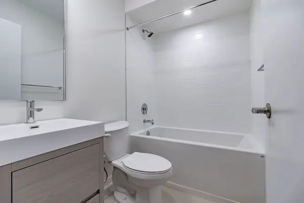 432 Lawrence HTS, Toronto C04, ON M6A 2M5