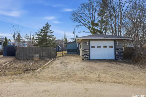 124 Dogwood STREET, Caronport, SK S0H 0S0