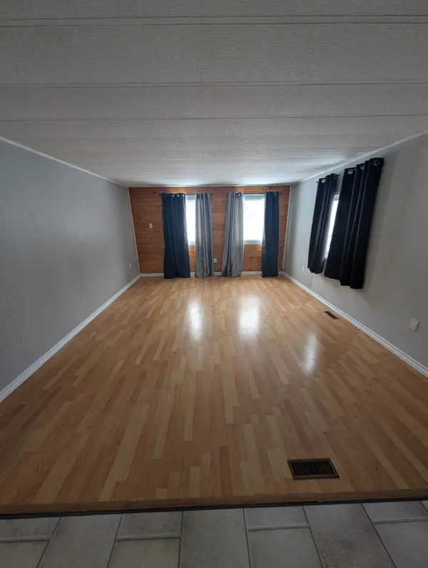 150 Burnside DR #19, Kirkland Lake, ON P2N 3N9