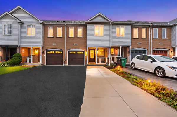 3152 Angel Pass DR, Mississauga, ON L5M 7R5