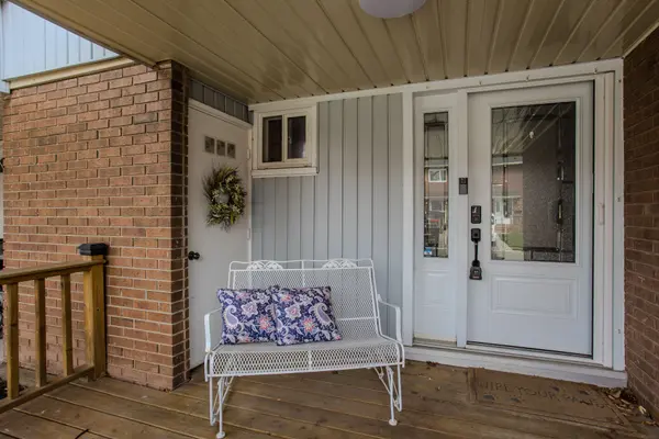 528 Sheraton RD #71, Burlington, ON L7L 4B2