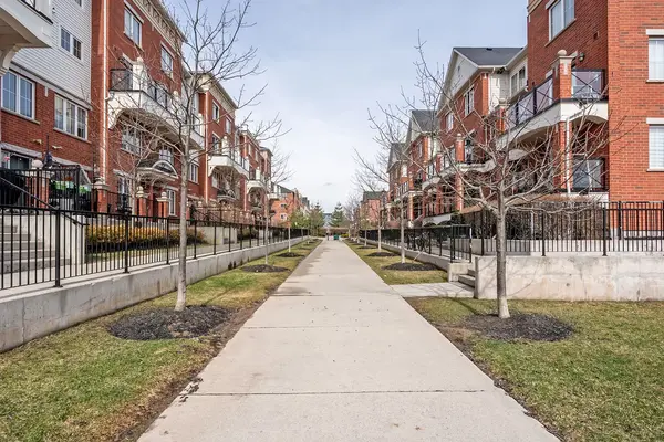 2480 Post RD #33, Oakville, ON L6H 0K1