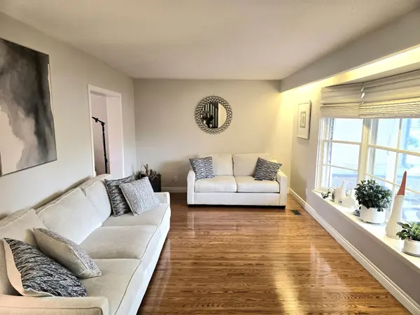 47 Parkview PL, Brampton, ON L6W 2G2