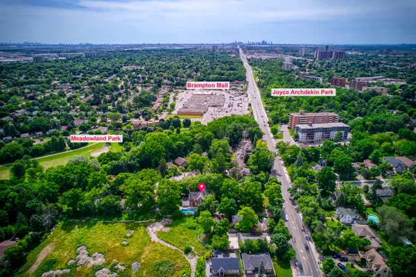 118 Main ST S, Brampton, ON L6W 2C8