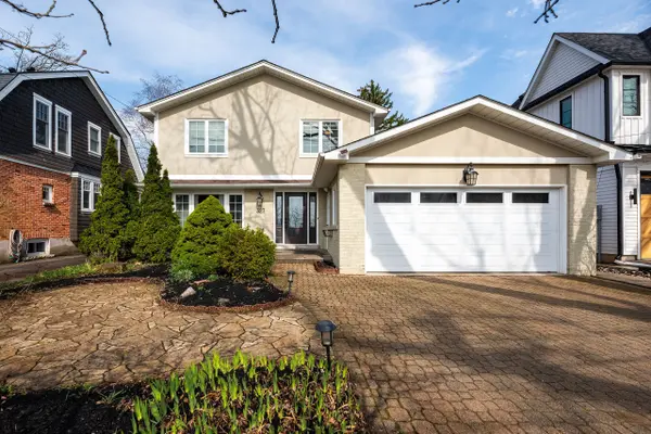 327 Macdonald RD, Oakville, ON L6J 2A8