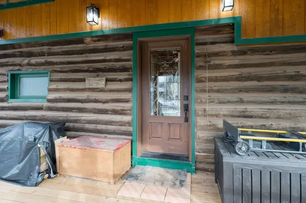 20 Thompson RD, Centre Hastings, ON K0K 2K0