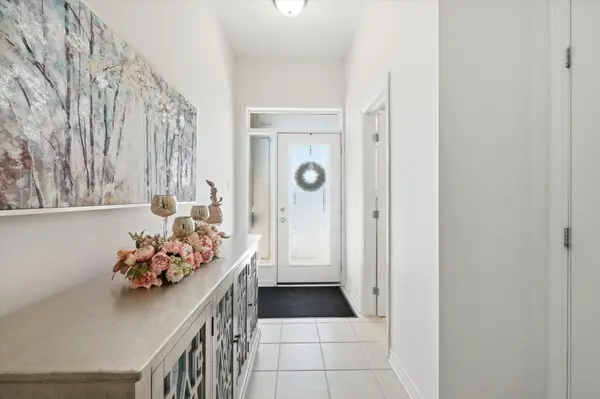 418 Rochefort CIR, Orleans - Cumberland And Area, ON K4A 0M8