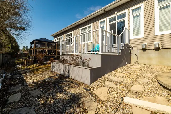 156 Oxford ST W, North Grenville, ON K0G 1J0