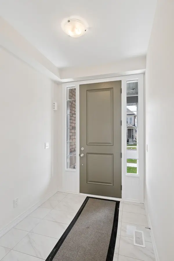 241 Broadacre DR, Kitchener, ON N2R 0S6