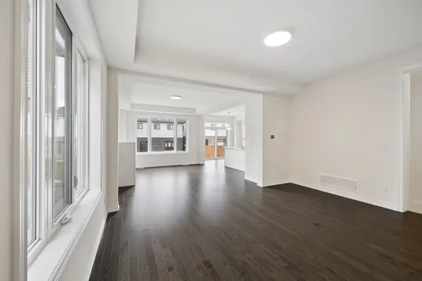 241 Broadacre DR, Kitchener, ON N2R 0S6