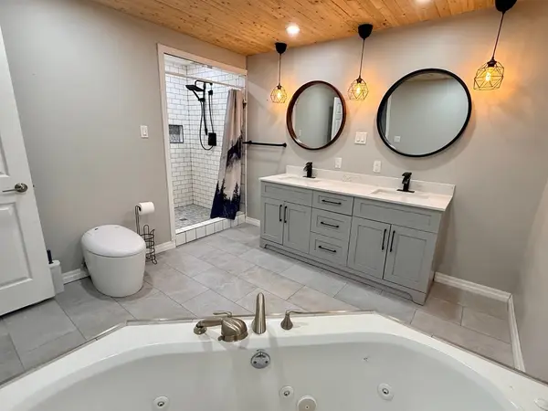 5584 Highway 35 HWY NW, Kawartha Lakes, ON K0M 1N0