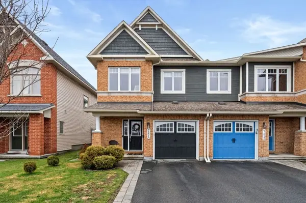 766 Paul Metivier DR, Barrhaven, ON K2J 3G4