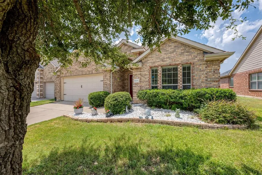 824 Golden Bear Lane, Mckinney, TX 75072