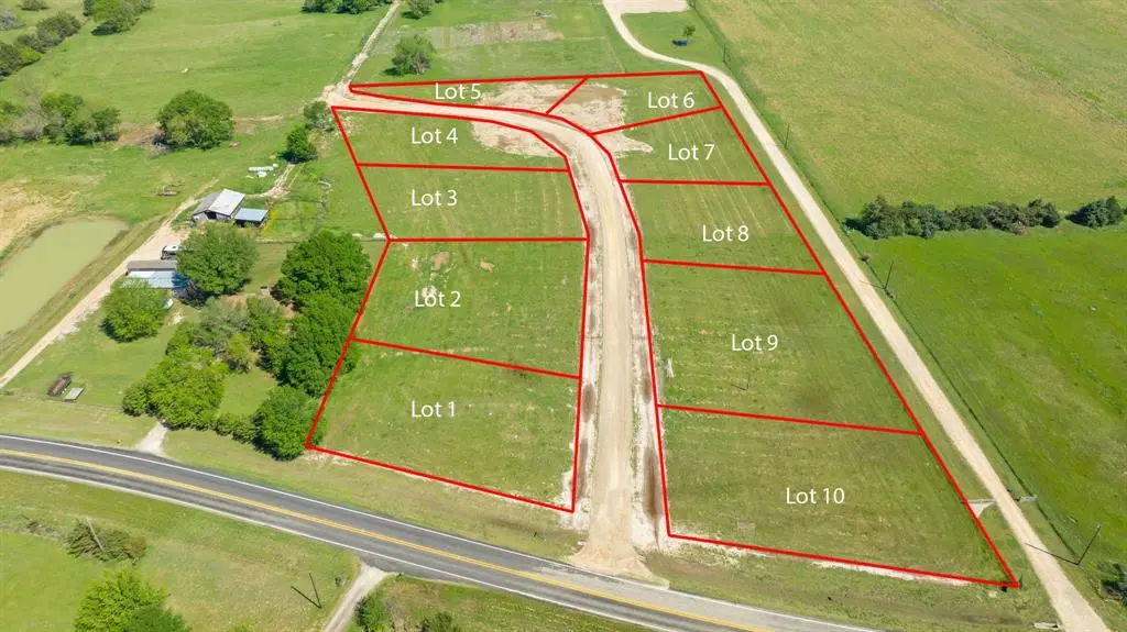 174 Private Road 33261, Sumner, TX 75486