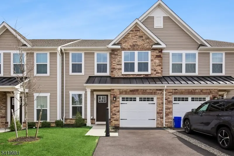 49 Owen Ct, Franklin Twp., NJ 08873