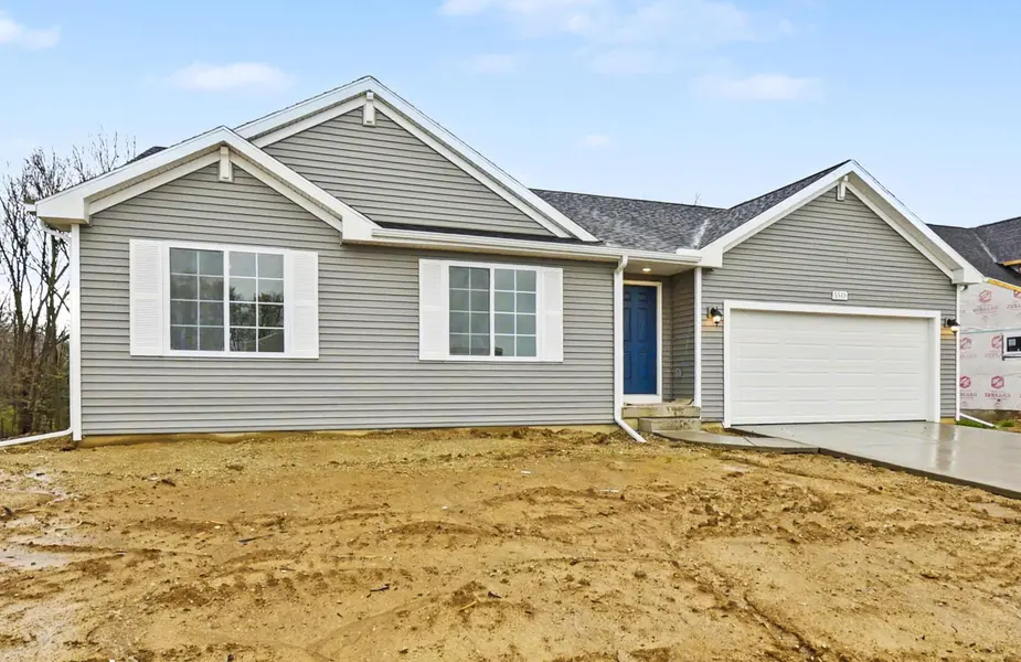 5549 Mammoth DR SE, Caledonia Twp, MI 49316