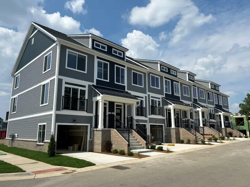 2778 Bristol Ridge Dr #38, Ann Arbor, MI 48105