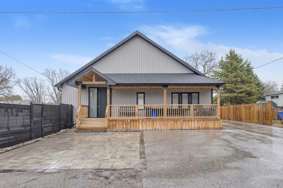 5 Melody LN, Georgina, ON L0E 1L0