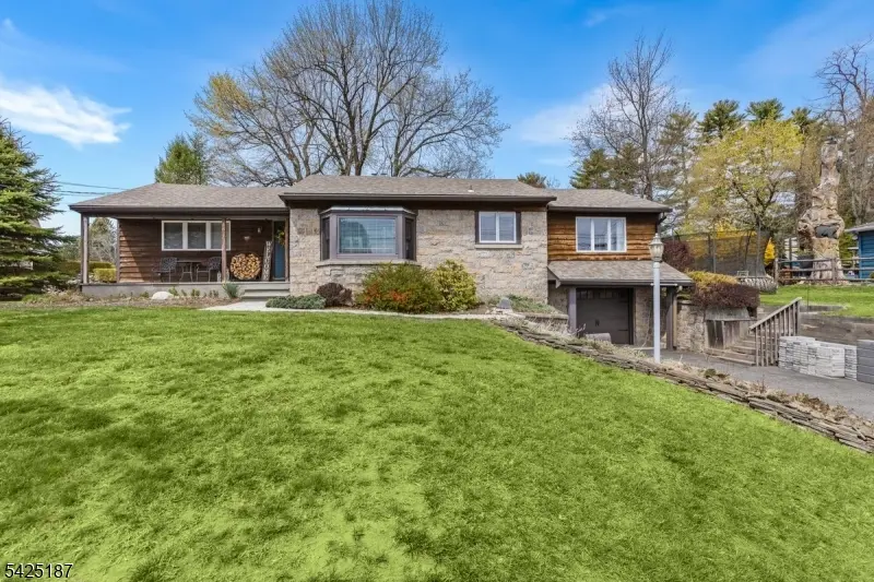 487 W Shore Trl, Sparta Twp., NJ 07871