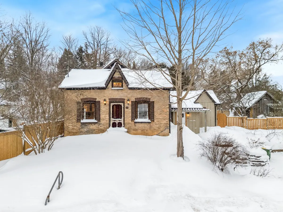 27 Durham St ST, Grey Highlands, ON N0C 1E0