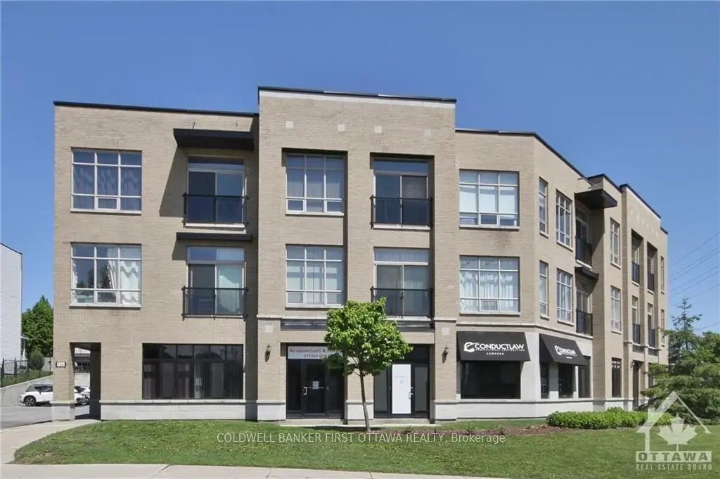 500 CLARIDGE DR #205, Barrhaven, ON K2J 3G5