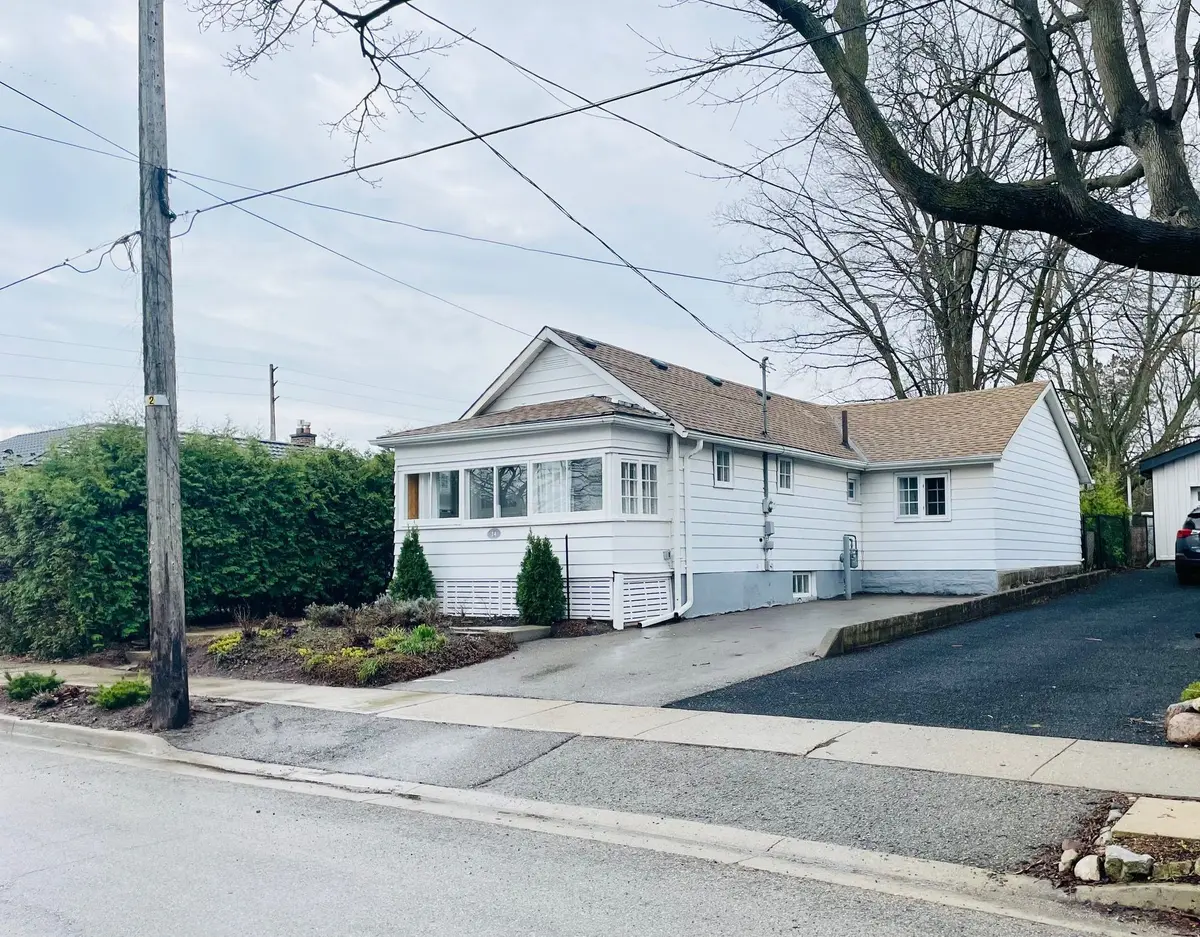 14 Laurine AVE, Guelph, ON N1E 4M9