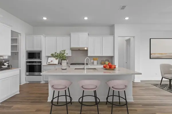 261 Basketflower Drive, Waxahachie, TX 75165