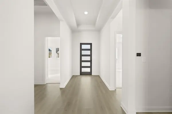 2050 Slipchannel Road, Midlothian, TX 76065