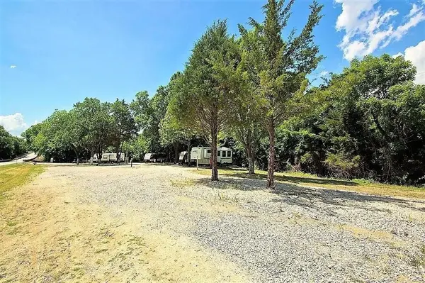 6852 Farm to market 546, Princeton, TX 75407