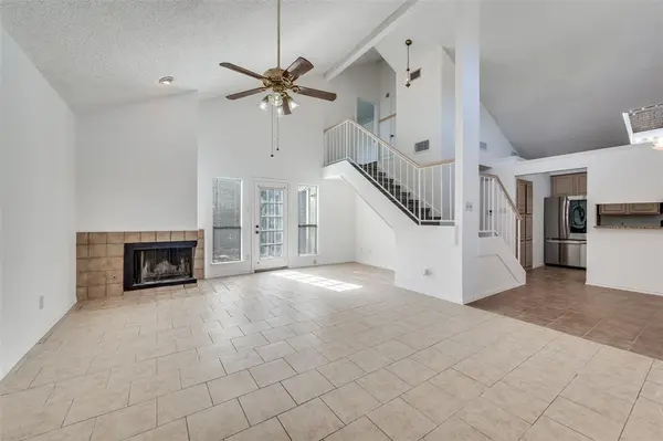 2002 Verlaine Drive, Carrollton, TX 75007