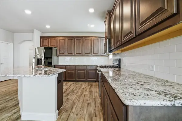 2608 Saint Lawrence Drive, Sherman, TX 75092