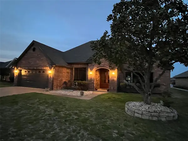 2309 River Road, Granbury, TX 76048