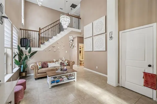 317 Eastland Drive, Lewisville, TX 75056