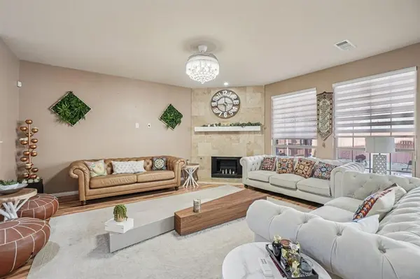 317 Eastland Drive, Lewisville, TX 75056