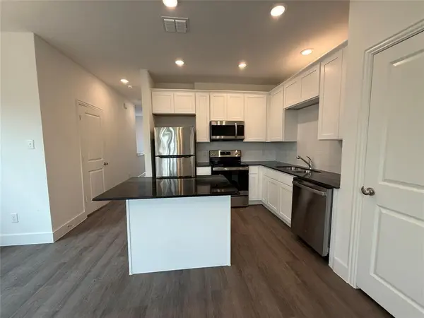 412 E 7th Street #2, Bonham, TX 75418