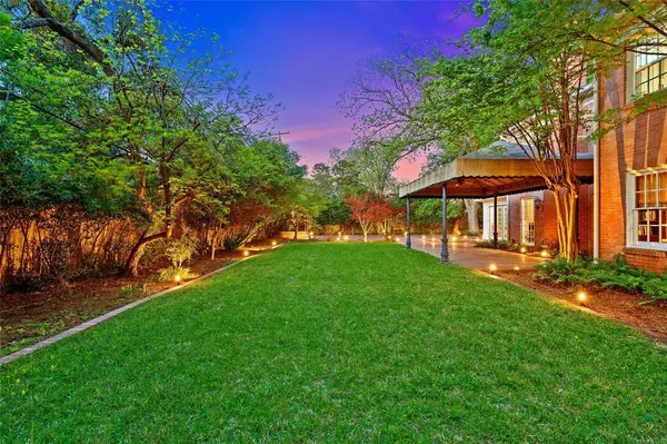 3805 Castle Avenue, Waco, TX 76710