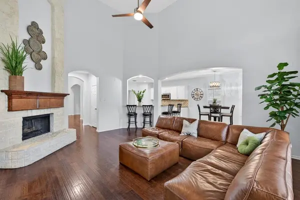 4704 Auburn Ridge Drive, Fort Worth, TX 76123