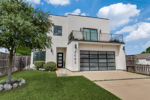 2043 Canada Drive, Dallas, TX 75212