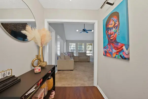 5715 Trail Crest Drive, Arlington, TX 76017