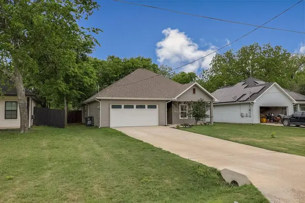 370 S Pecan Street, Milford, TX 76670