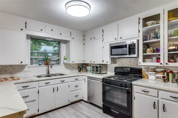 501 Lindsey Street, Bowie, TX 76230