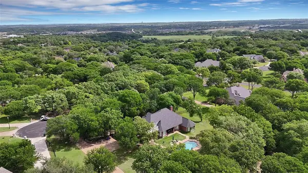 1507 Greenleaf Court, Aledo, TX 76008