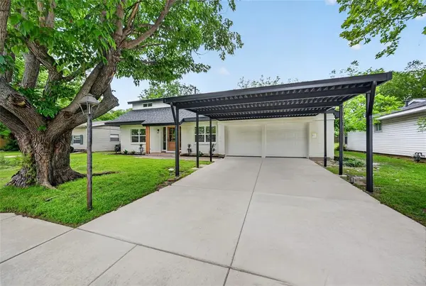 313 Western Avenue, Saginaw, TX 76179