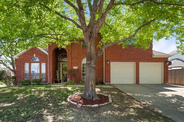 7700 Buccaneer Circle, Arlington, TX 76016